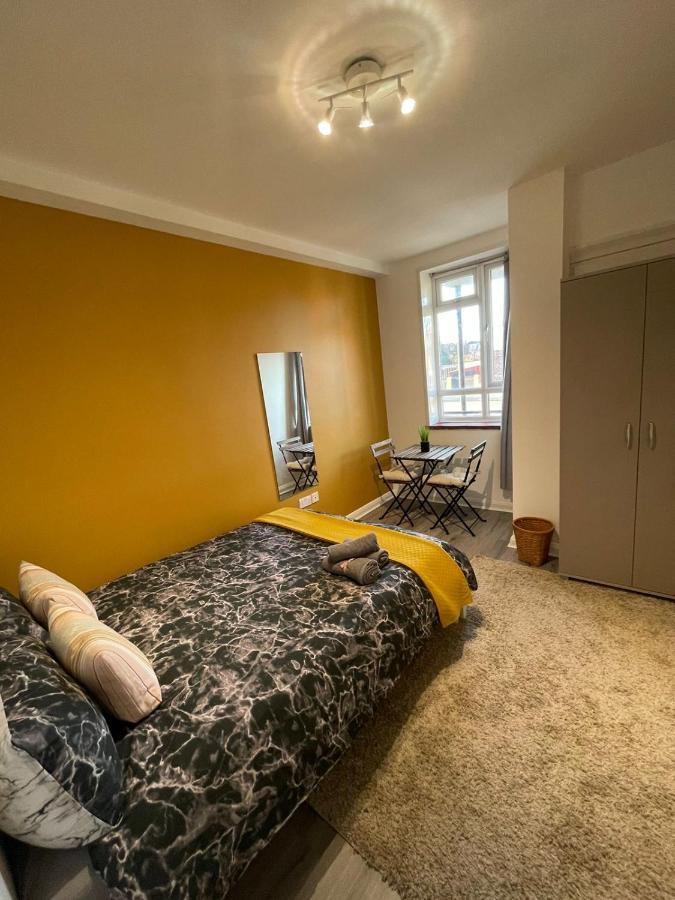 Willesden Green Rooms Лондон Екстер'єр фото