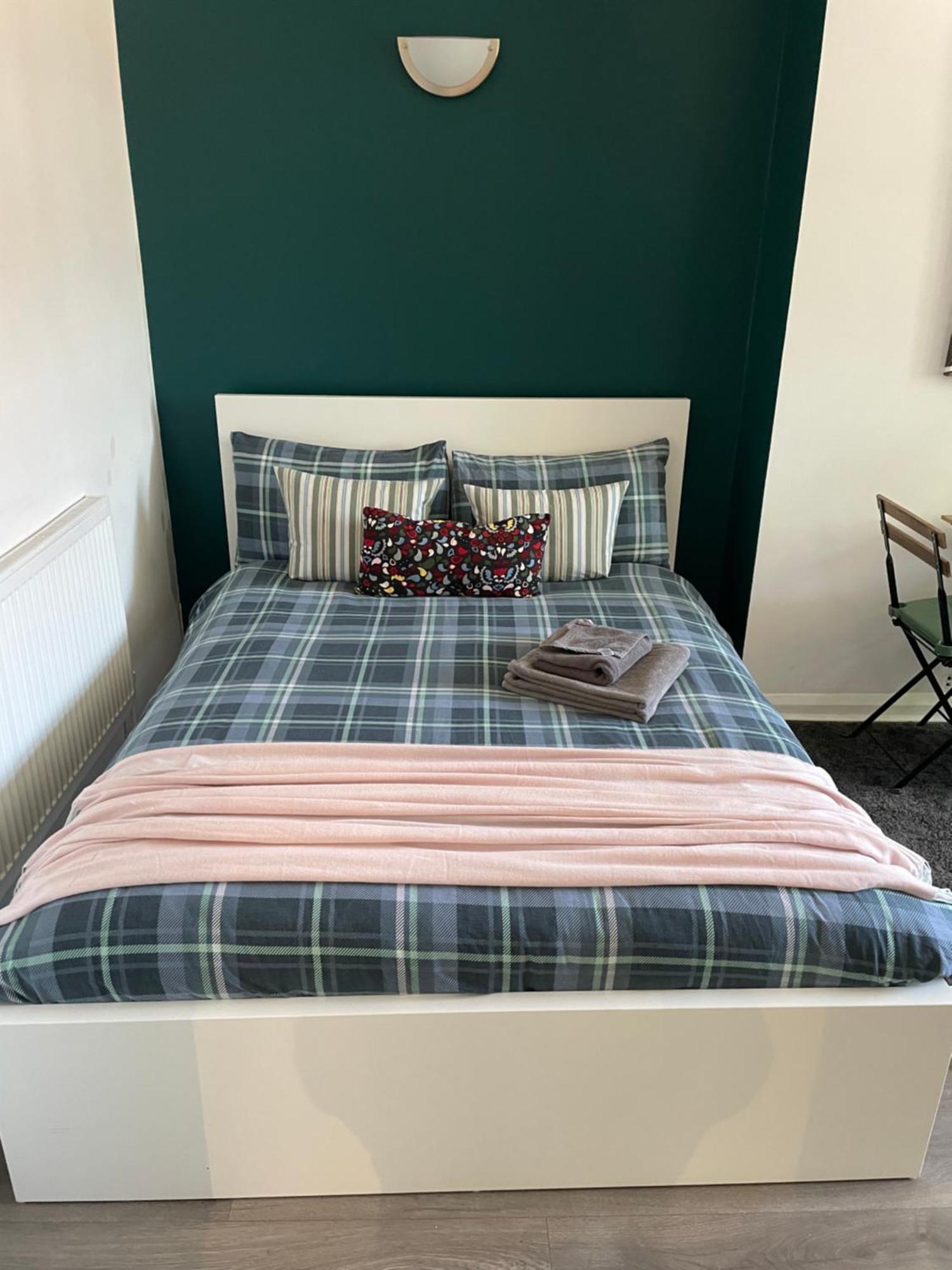 Willesden Green Rooms Лондон Екстер'єр фото