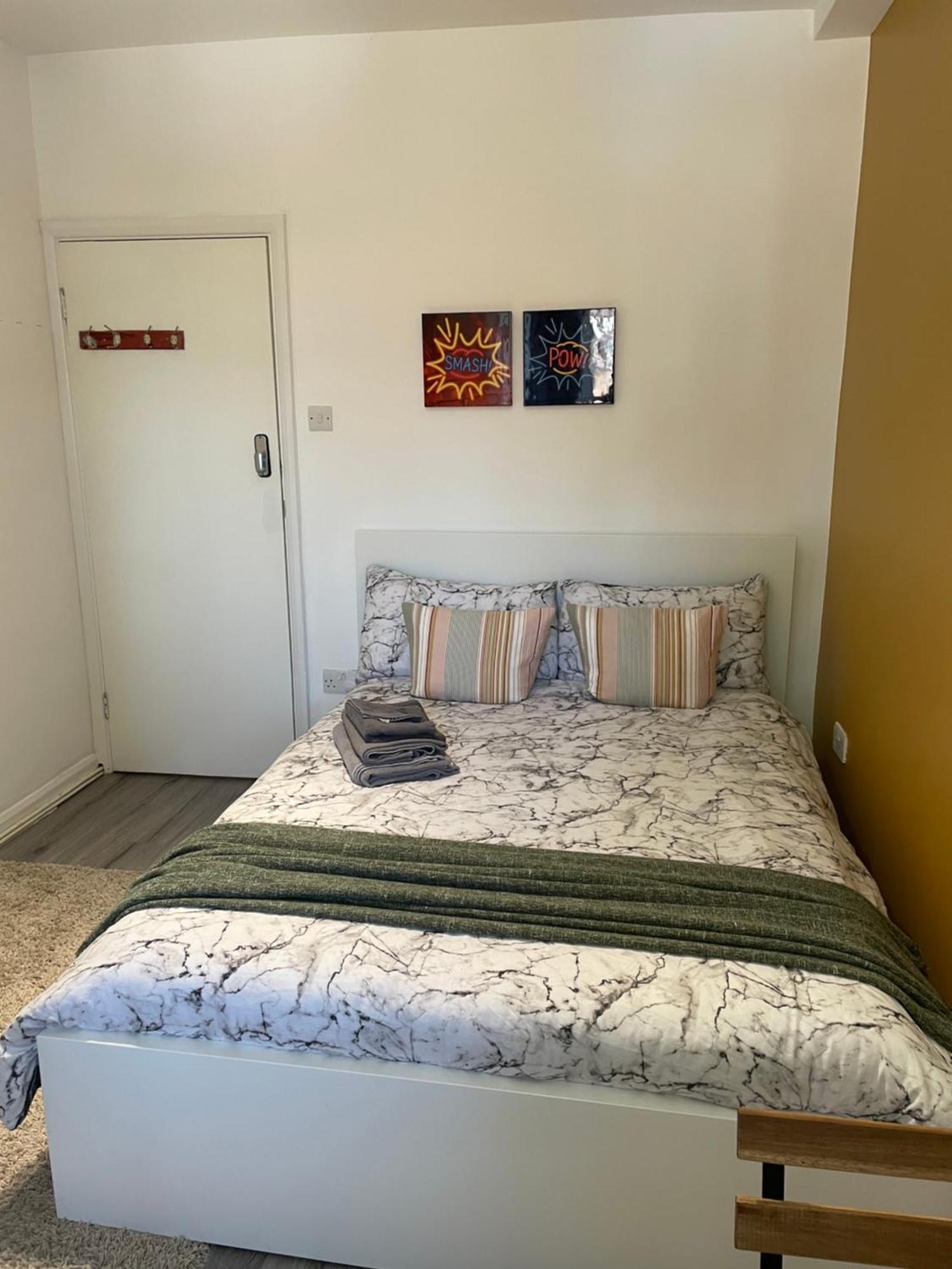 Willesden Green Rooms Лондон Екстер'єр фото