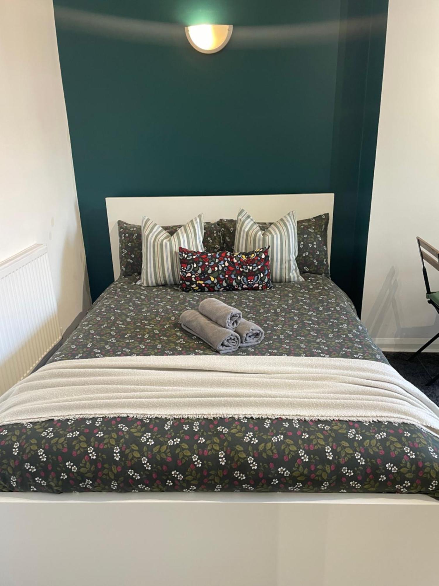 Willesden Green Rooms Лондон Екстер'єр фото